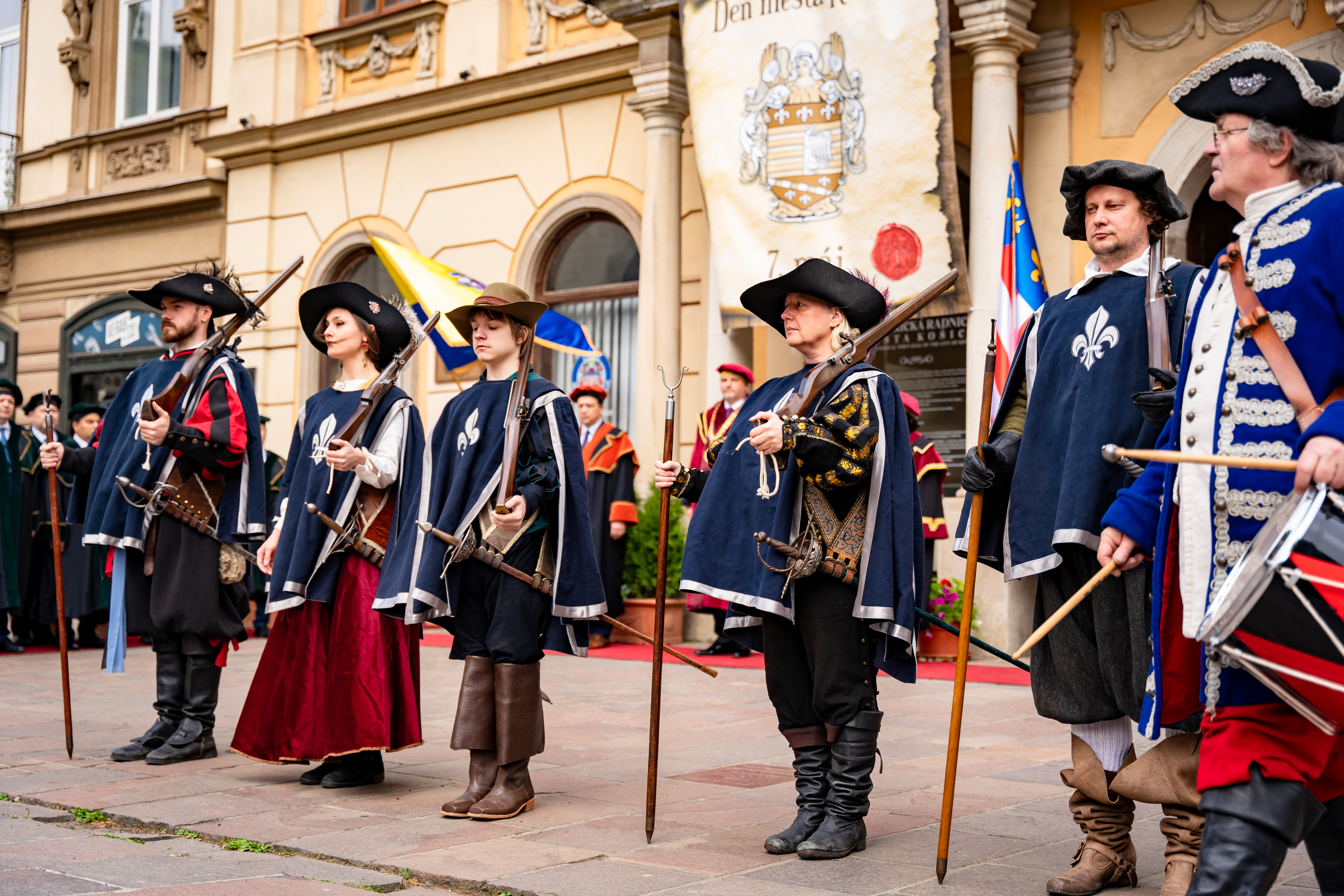 Slavnostny sprievod rytierov Hlavnou ulicou-56